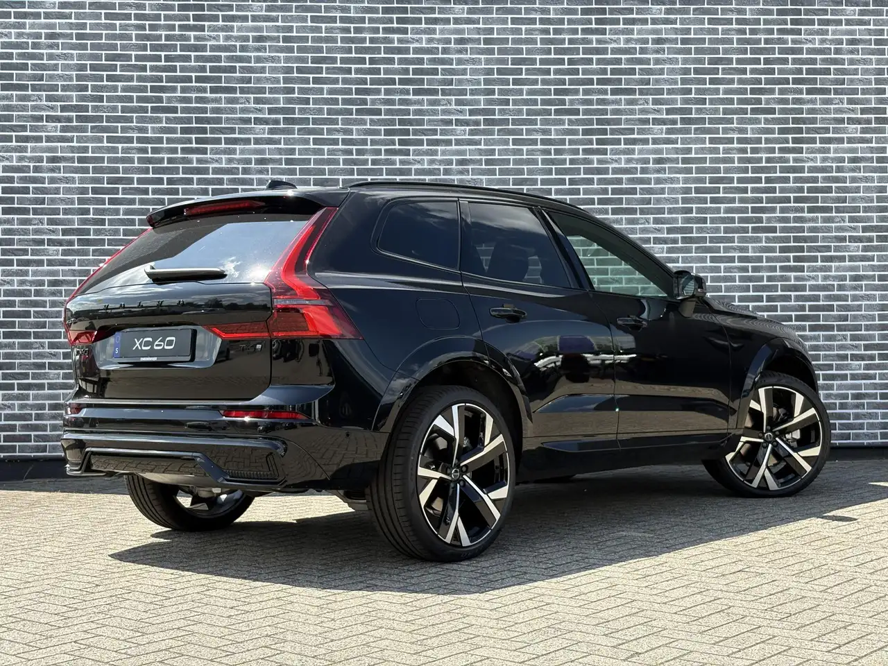 Volvo XC60 2026 — фото 6