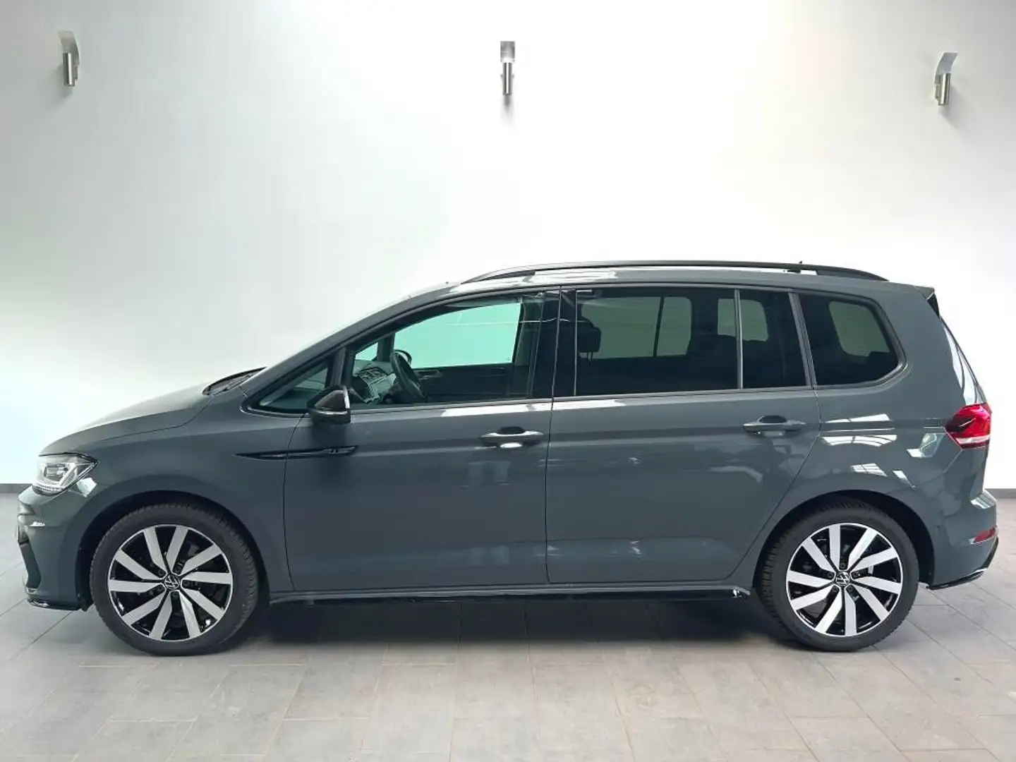 Volkswagen Touran Highline R-line Black  AHK Trailer assist Grau - 2