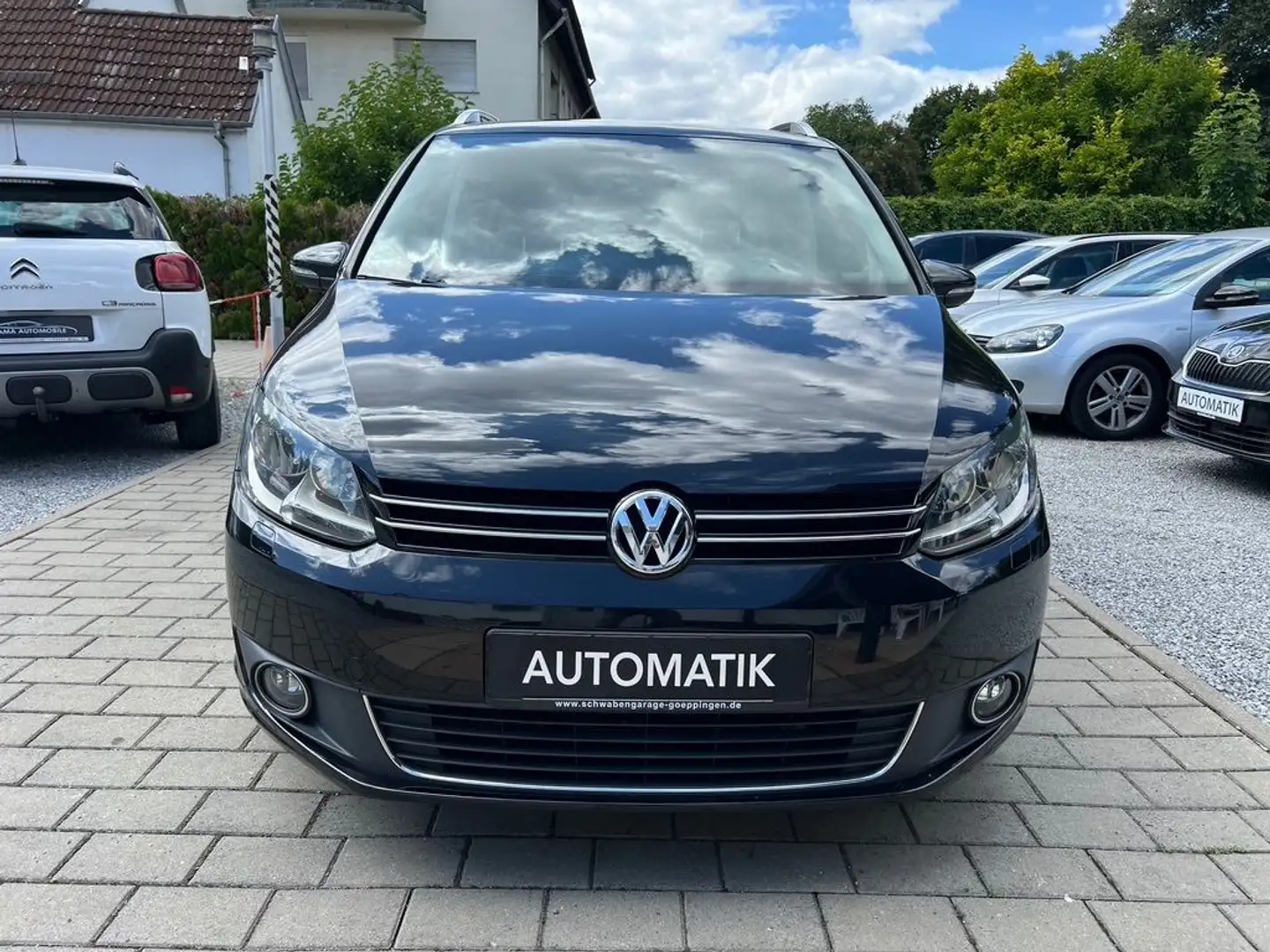 Volkswagen Touran Highline AUTOMATIK SHZ AHK PDC HU/06.2027 Noir - 2