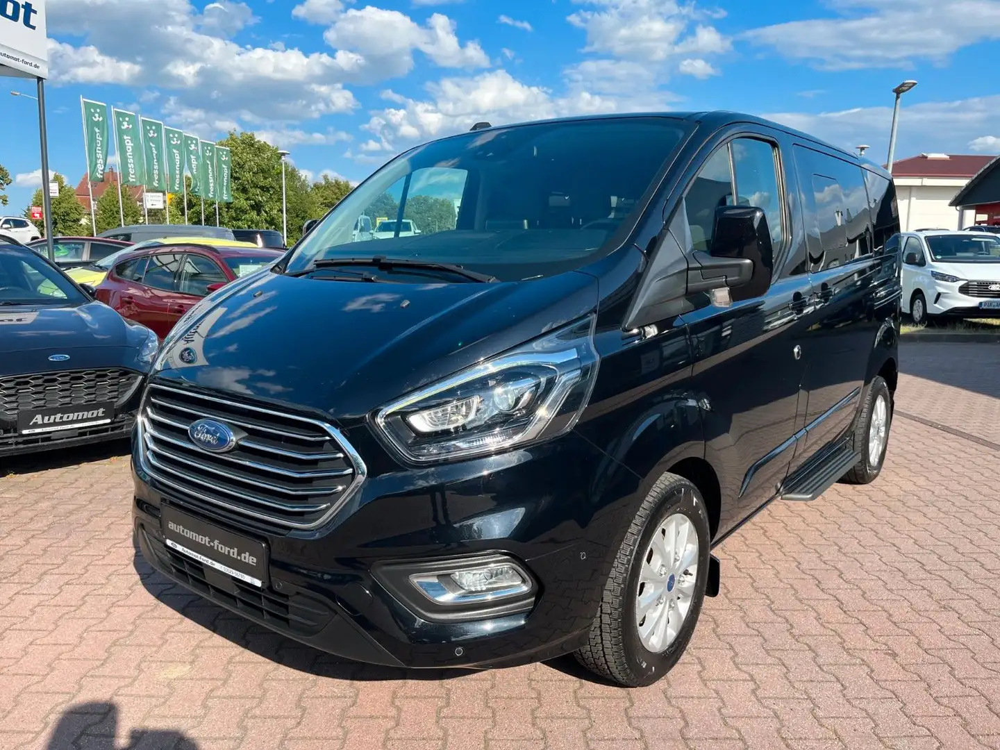 Ford Tourneo Custom L1 Titanium X*Bi-Xenon*DAB*Navi Schwarz - 1