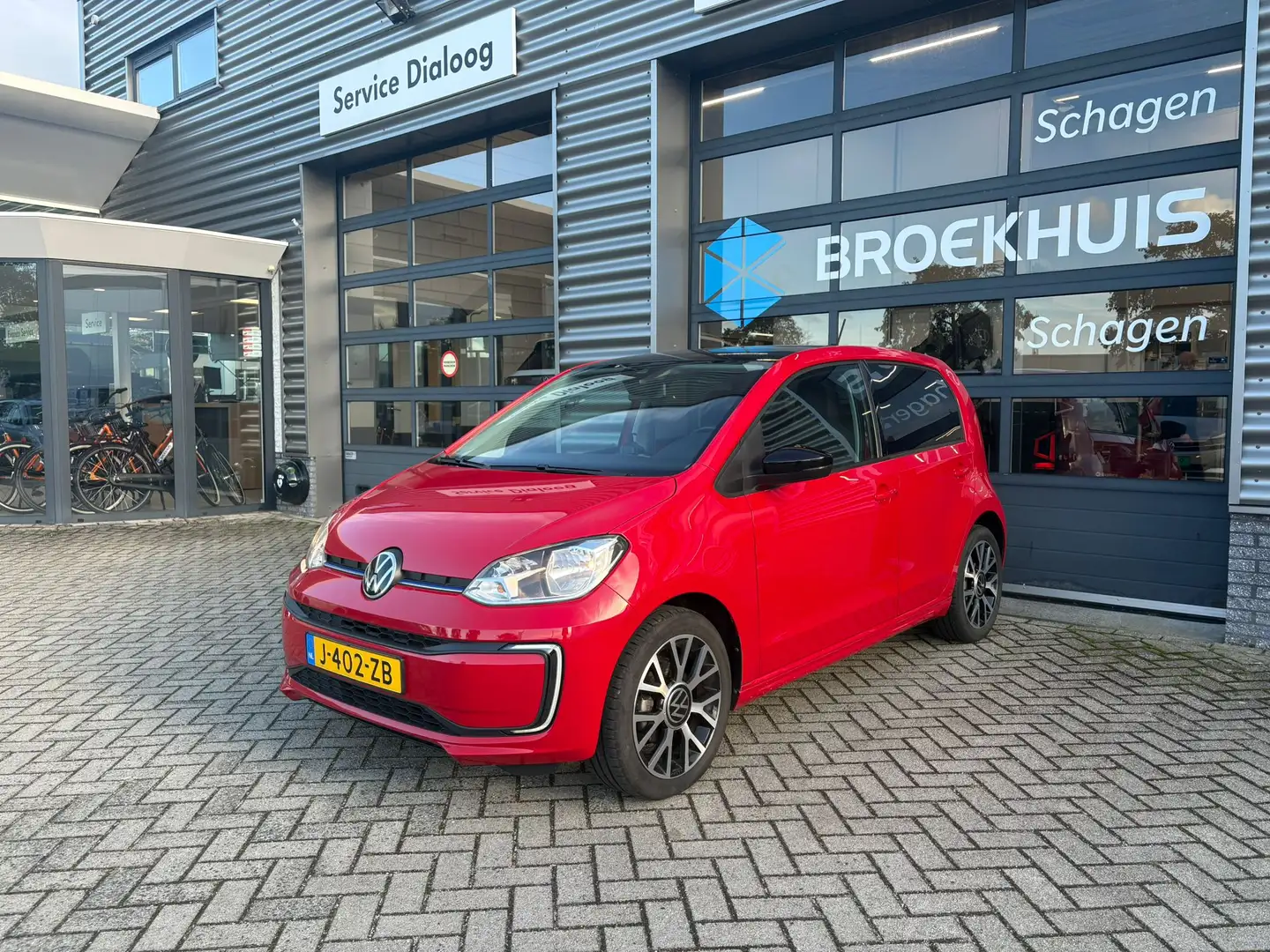 Volkswagen e-up! 83 pk Style | Achteruitrijcamera | Cruise control Rouge - 2