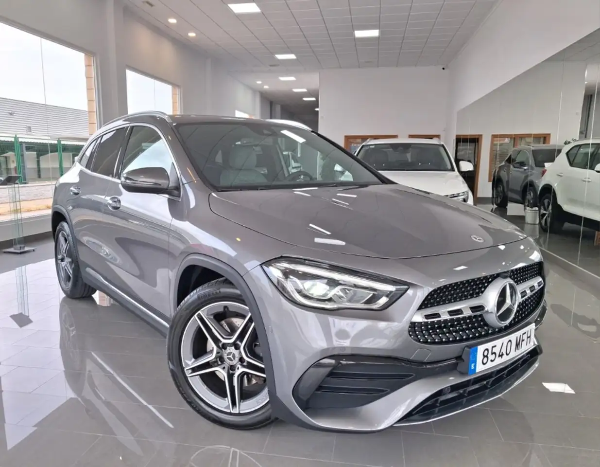 Mercedes-Benz GLA 200