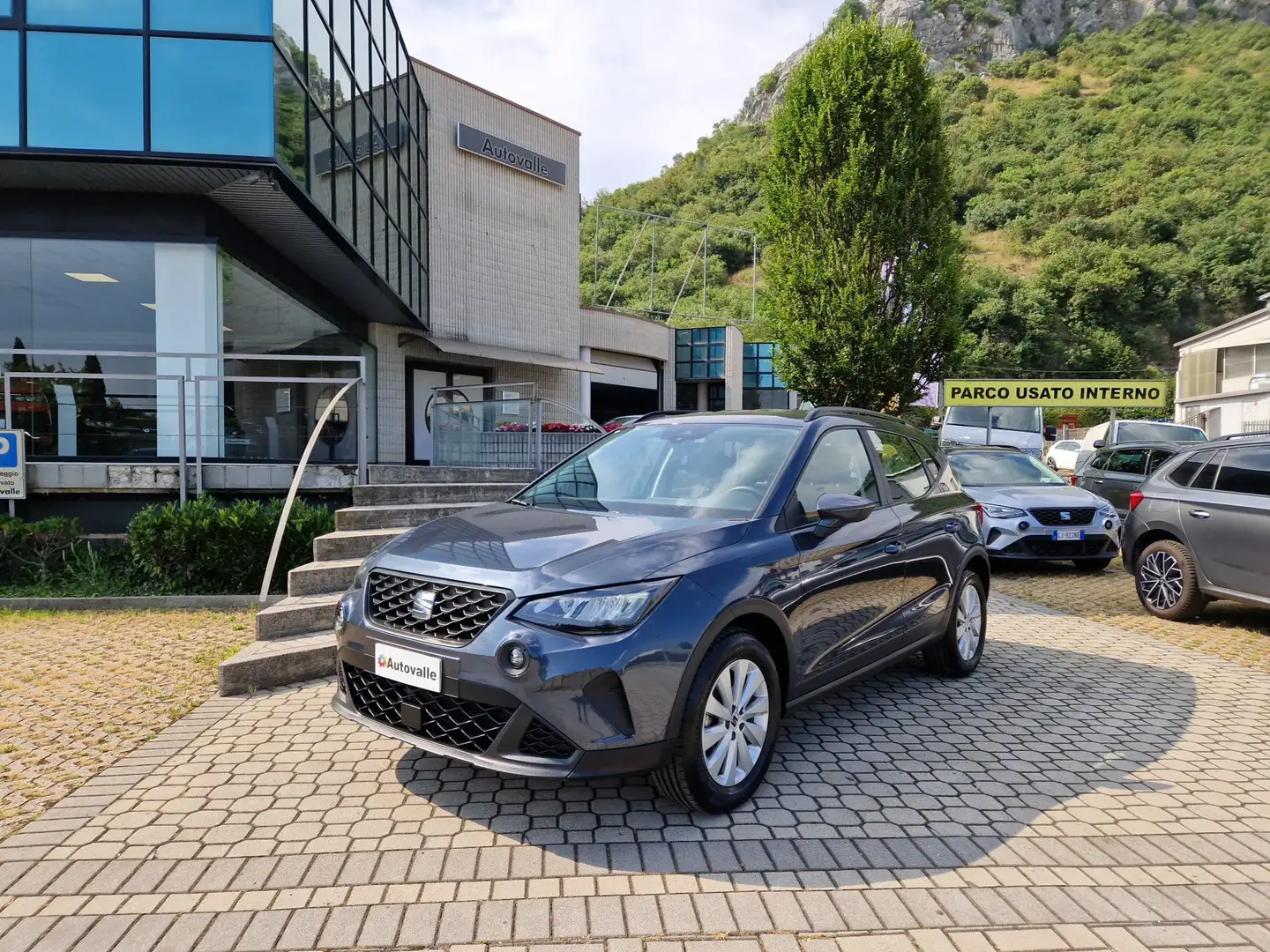 SEAT Arona 1.0 EcoTSI Style Gris - 1