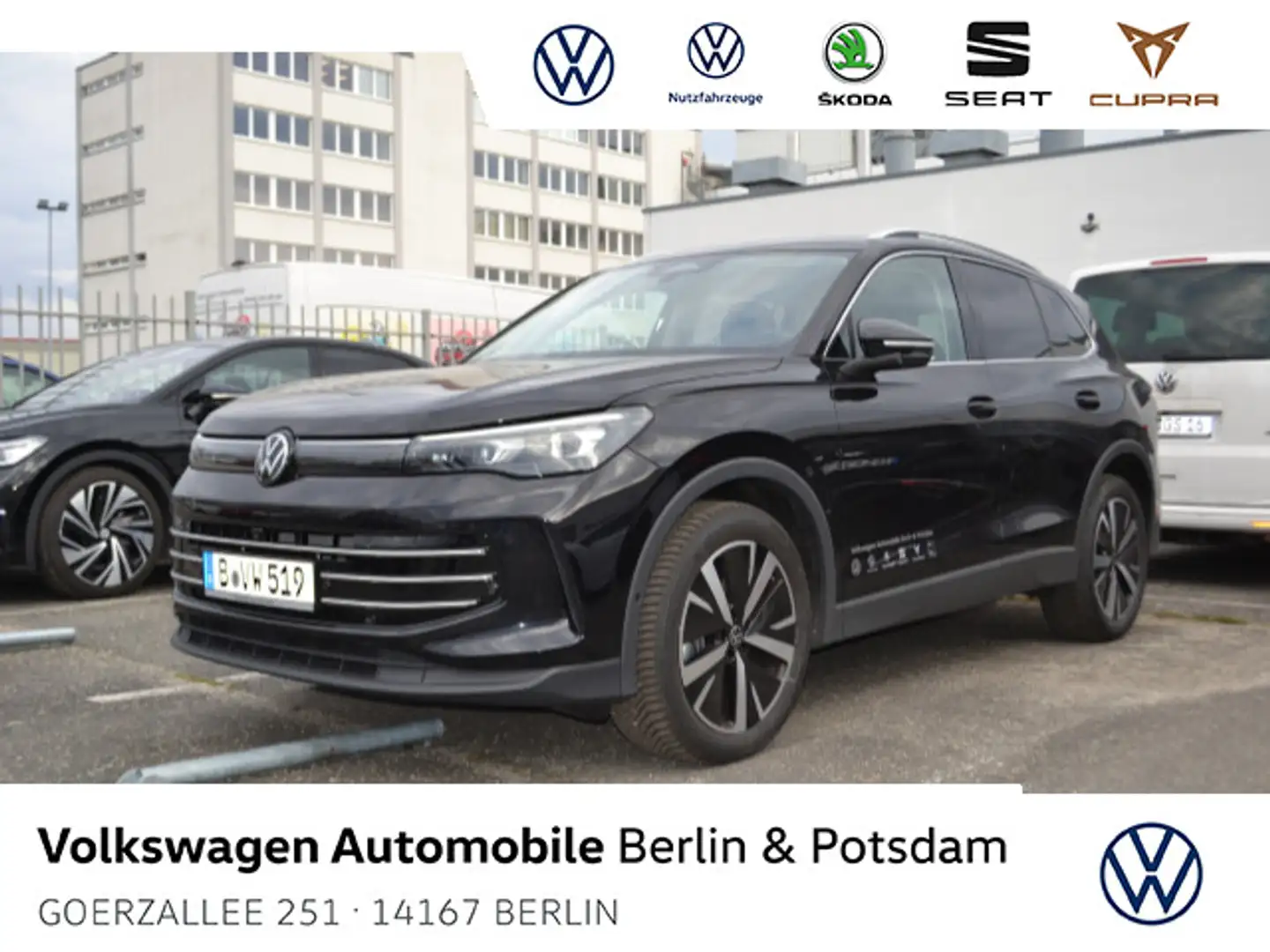 Volkswagen Tiguan 1,5 l eTSI DSG Eleg Navi SHZ PDC Assisten Schwarz - 1