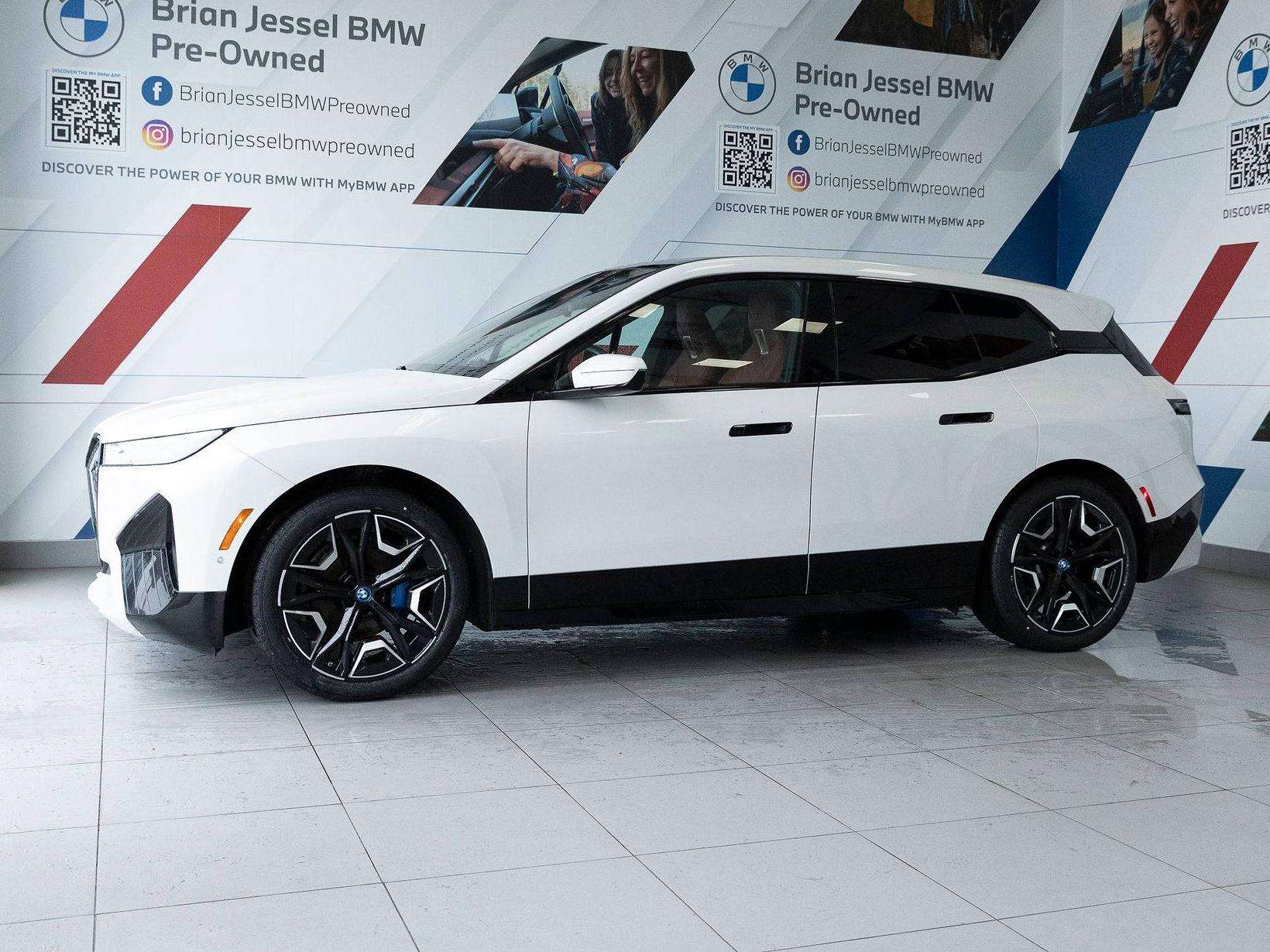 2022 BMW iX