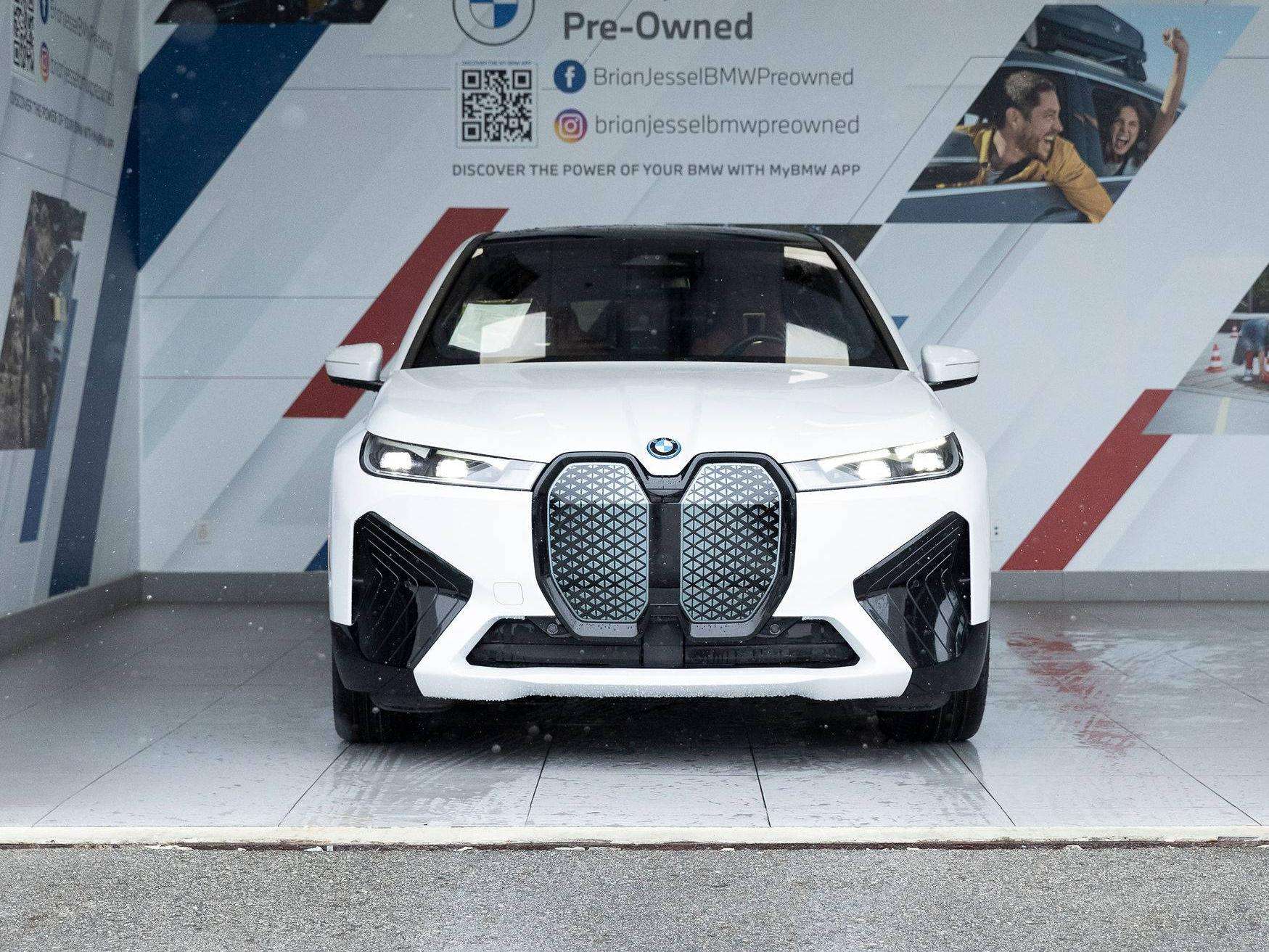 2022 BMW iX