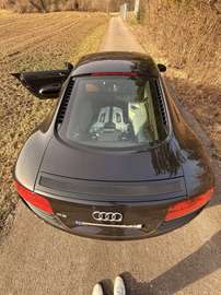 R8 Coupé 4,2 quattro R tronic