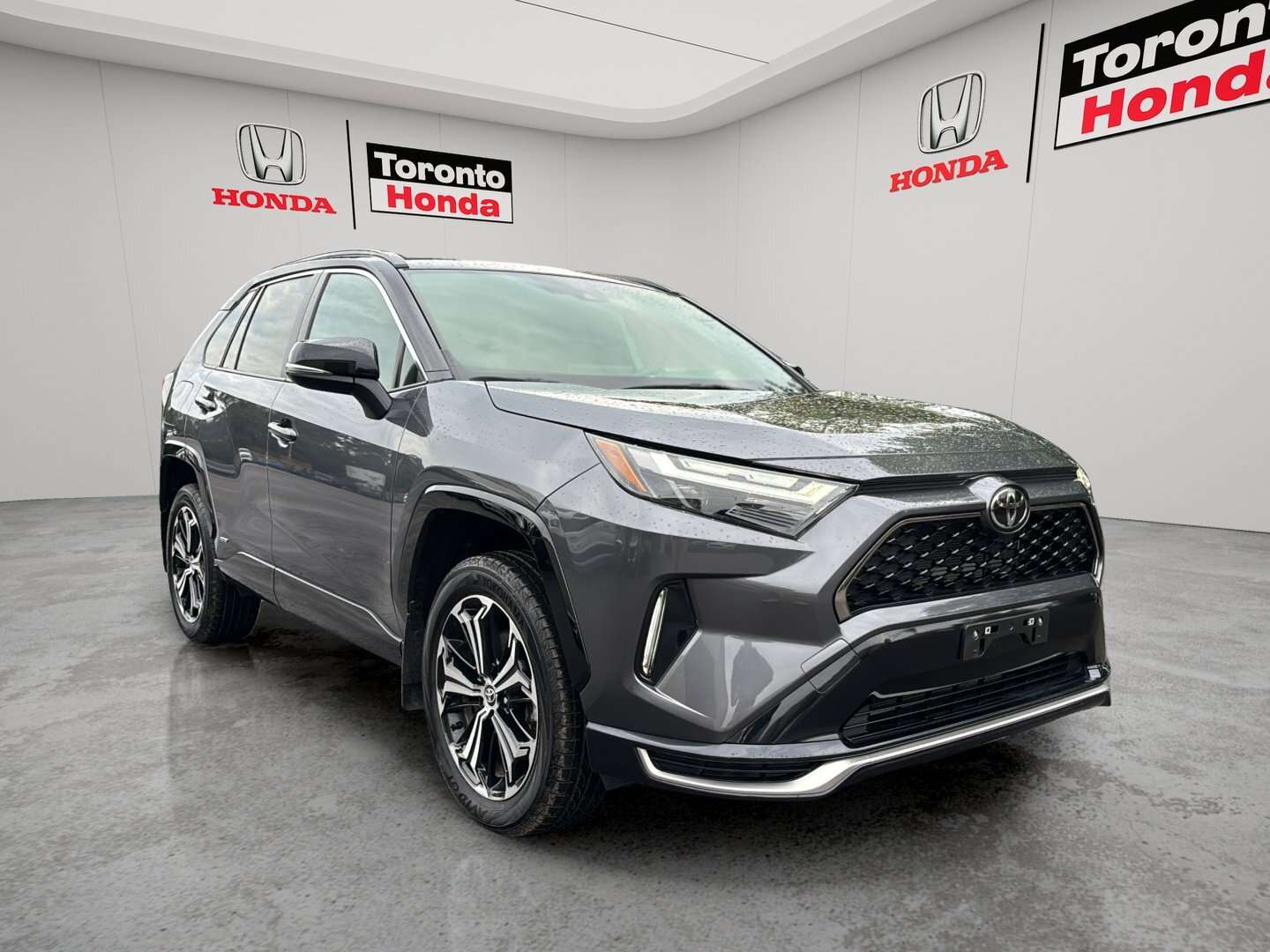 2025 Toyota RAV4 XSE AWD — снимка 1
