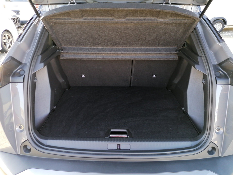 Peugeot 2008 1.2 PureTech 130 GT KeyLess LED Navi Kamera — photo 11