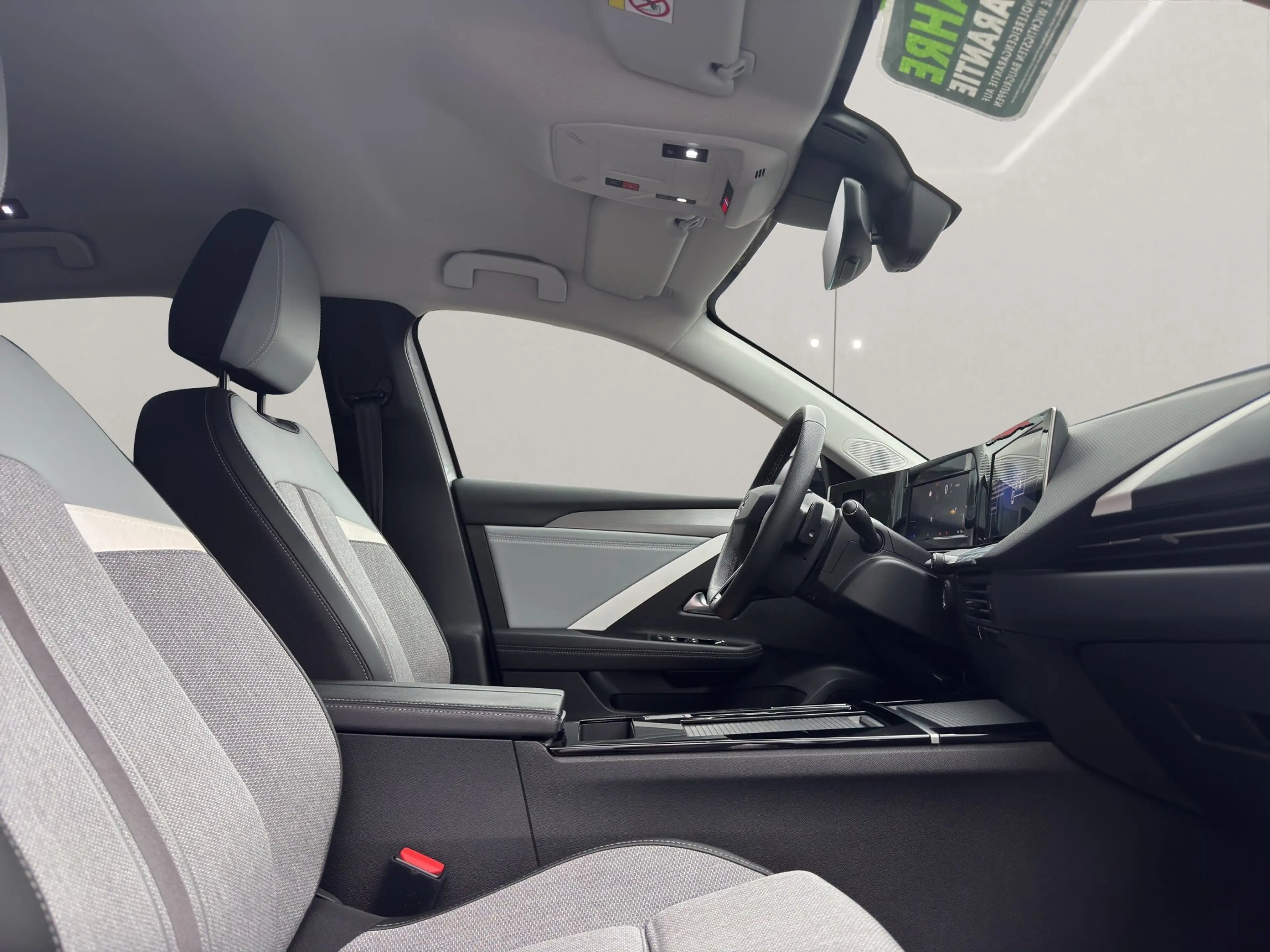 Opel Astra Edition Hybrid LED+Navi+SHZ+Fernlichtass. — photo 11