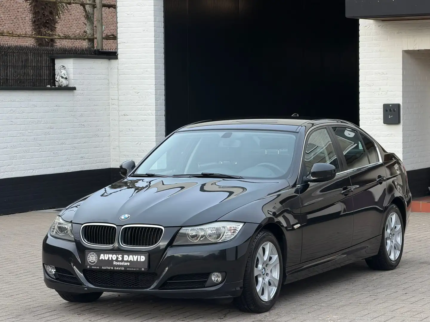 BMW 316 316i Zwart - 1