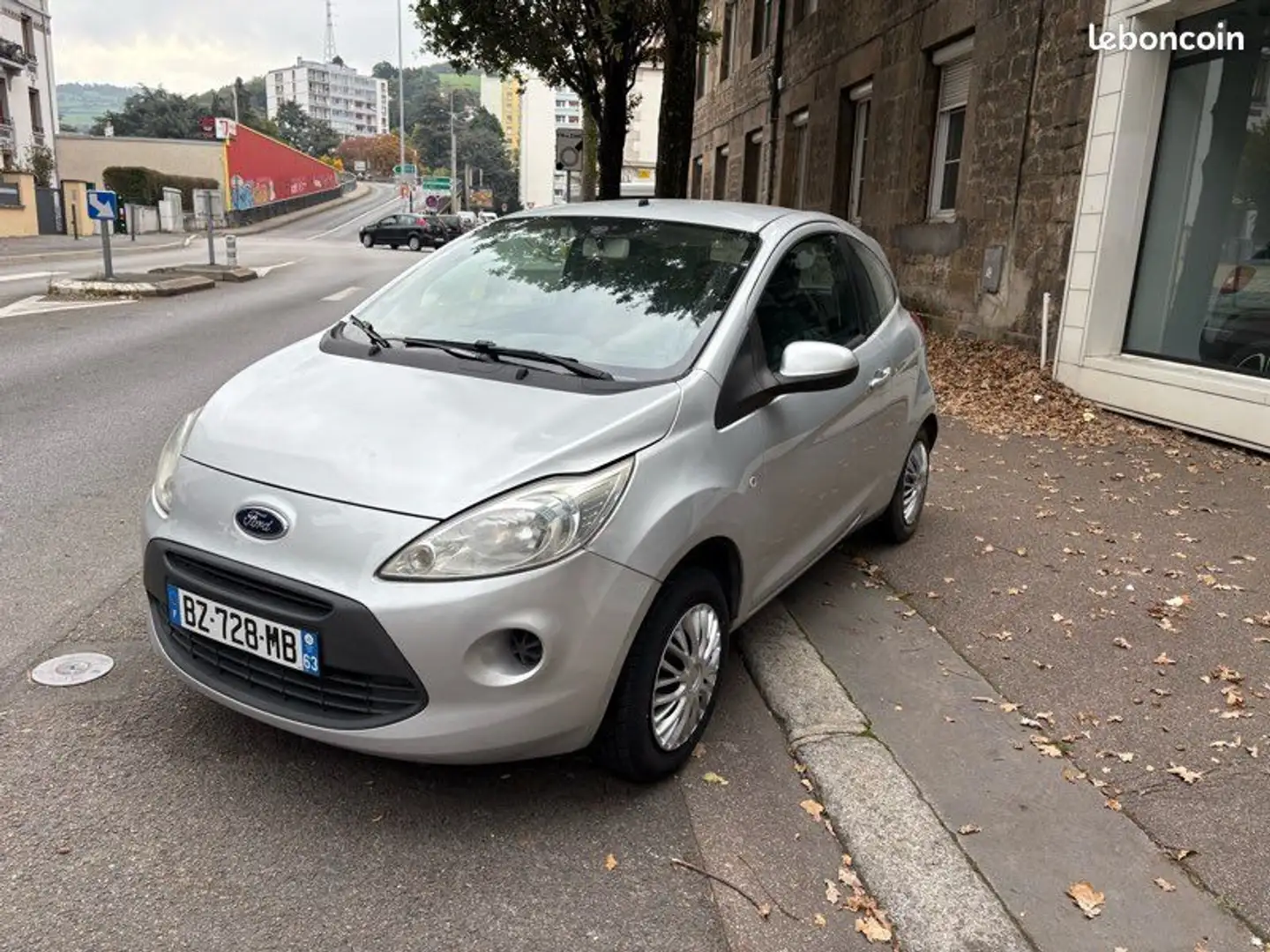 Ford Ka/Ka+ 1.2 Trend 11-2011 Gris - 2