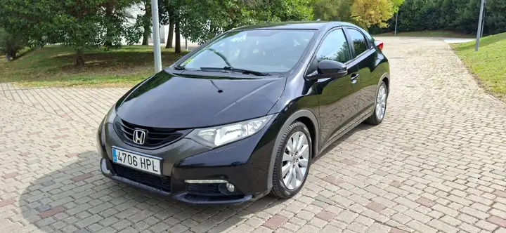 Honda Civic 2.2 i-DTEC EXECUTIVE NAVI 2013, foto 3