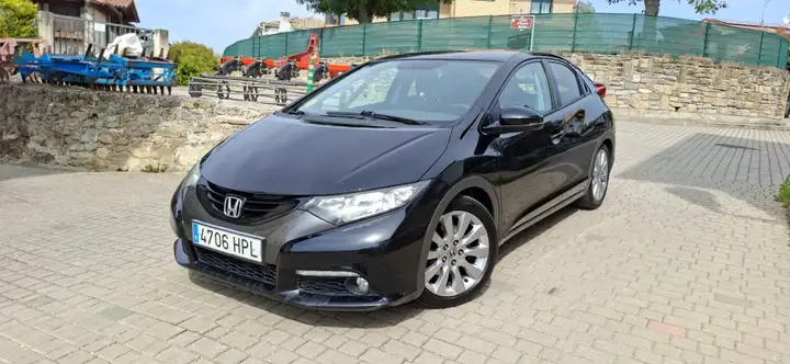 Honda Civic 2.2 i-DTEC EXECUTIVE NAVI 2013, foto 7