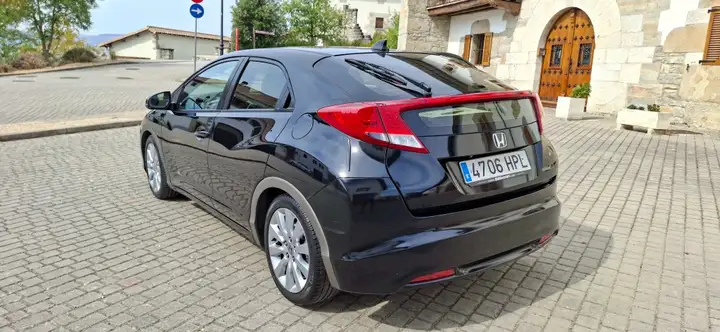 Honda Civic 2.2 i-DTEC EXECUTIVE NAVI 2013, foto 17