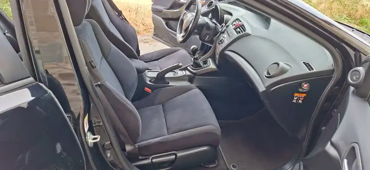 Honda Civic 2.2 i-DTEC EXECUTIVE NAVI 2013, foto 26