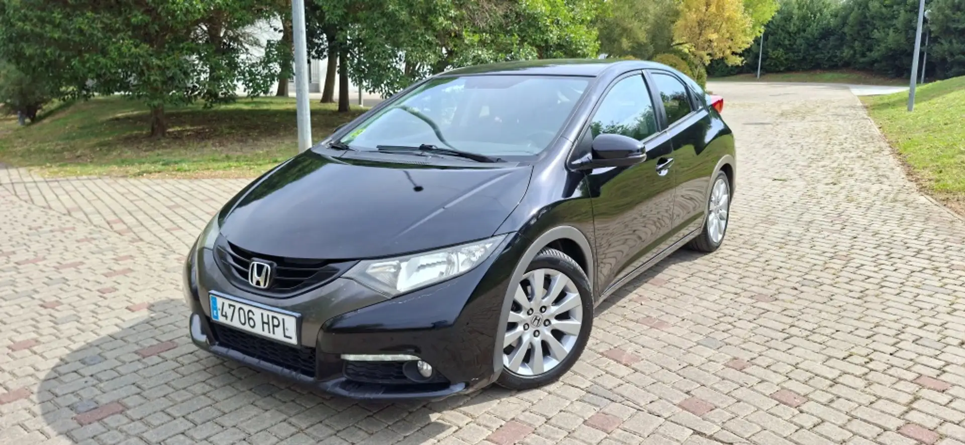 Honda Civic 2.2 i-DTEC Executive Navi Negro - 1