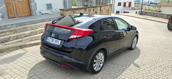Honda Civic 2.2 i-DTEC EXECUTIVE NAVI 2013, foto 12