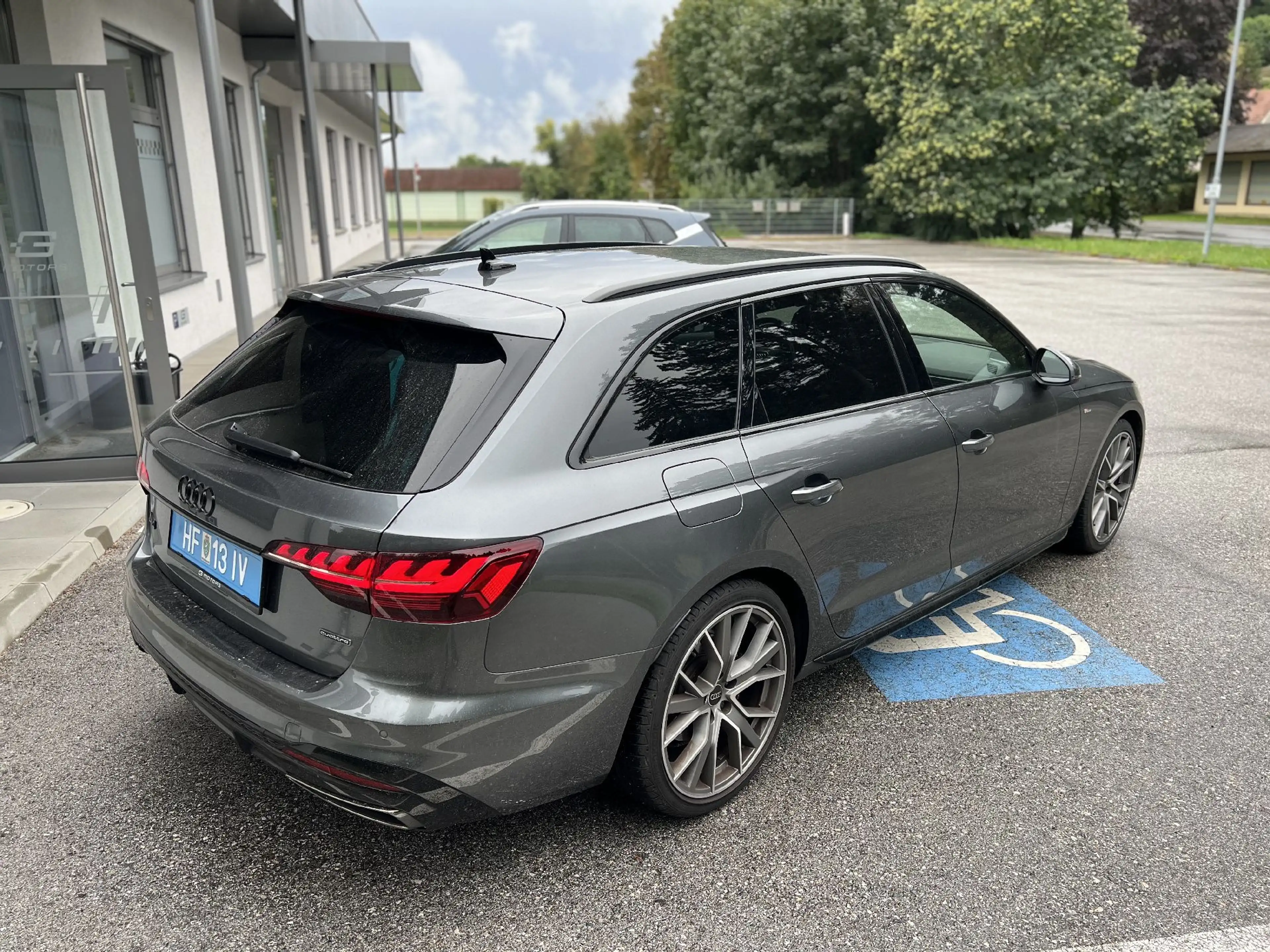 Audi A4 40 TFSI Q COMP MATRIX B&O DAYTONA — photo 3
