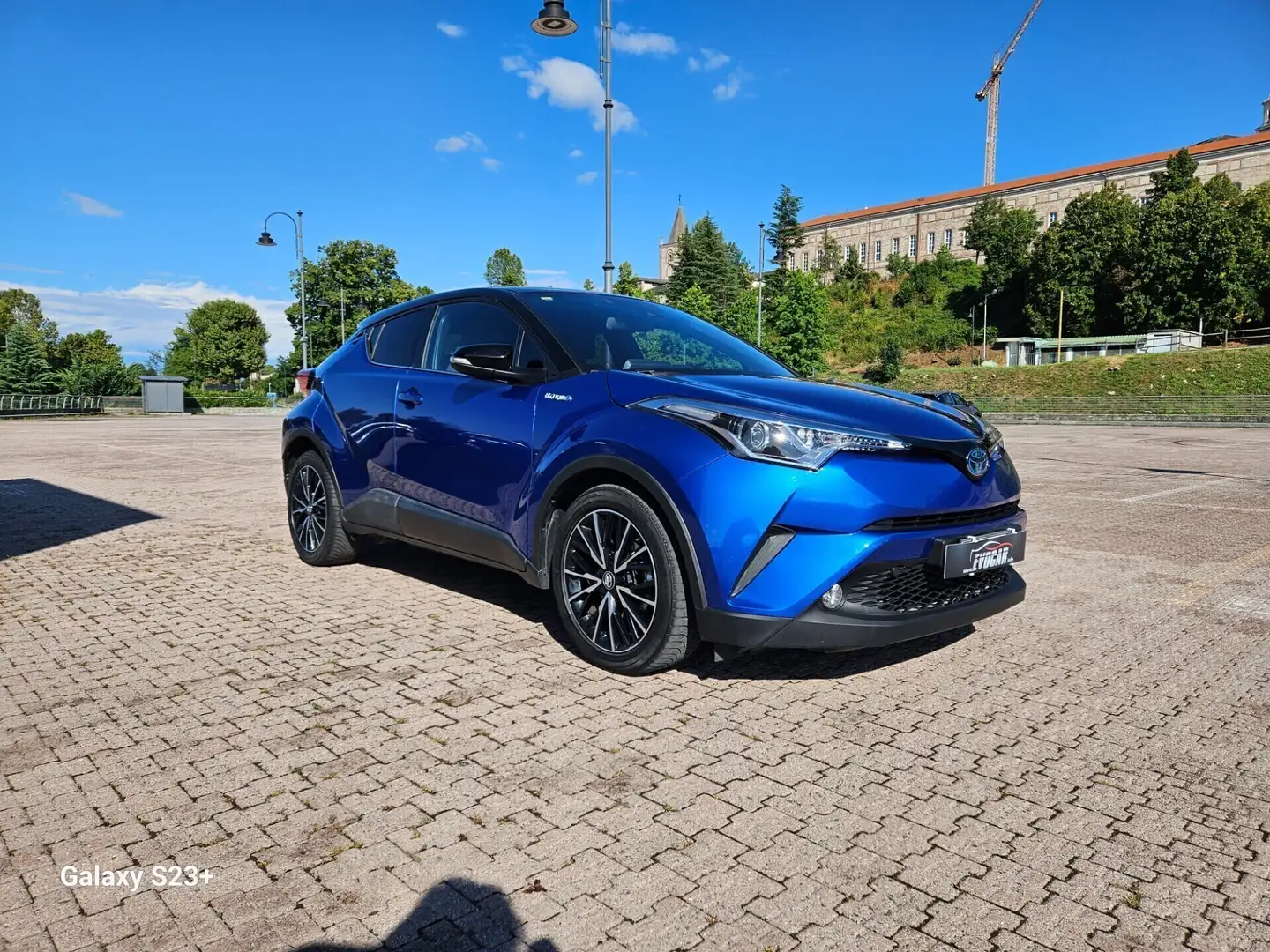 Toyota C-HR C-HR 1.8 Hybrid E-CVT Active Blu/Azzurro - 1