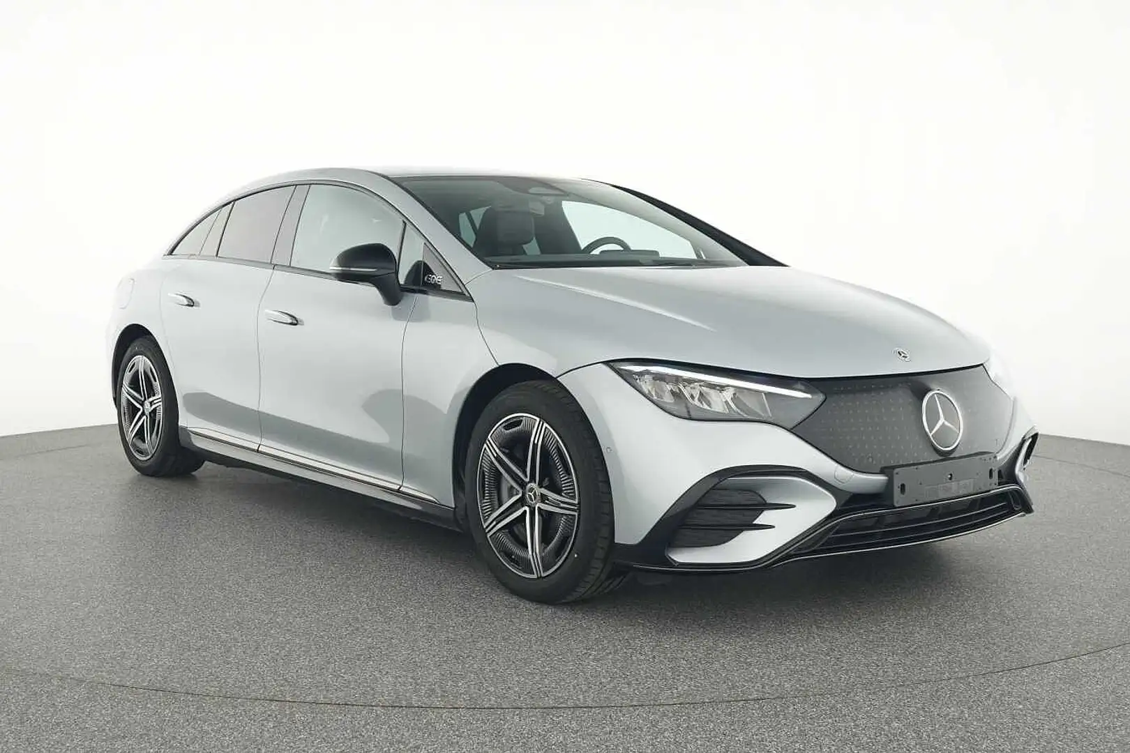 Mercedes-Benz EQE 350 4MATIC AMG-LINE Zilver - 2
