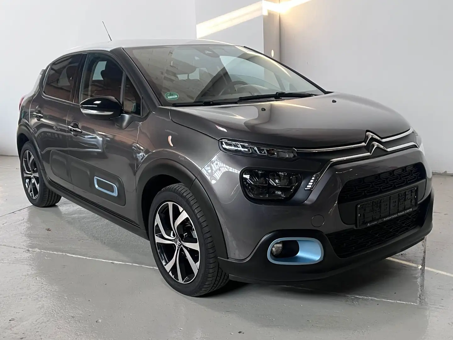 Citroen C3 Elle 1.2 *Automatik* Grau - 2