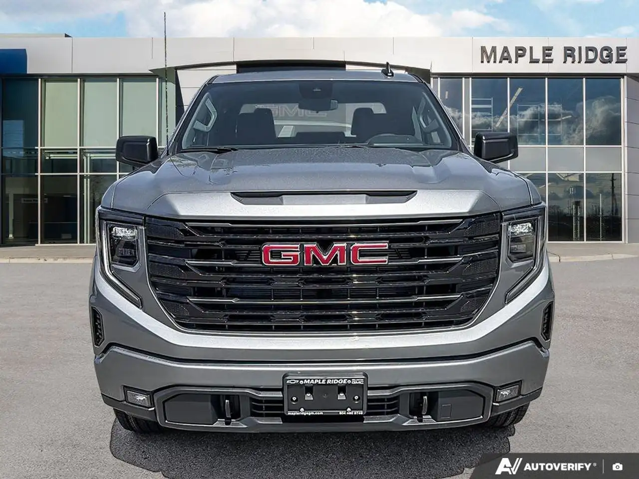 GMC Sierra 1500 снимка GMC Sierra 1500