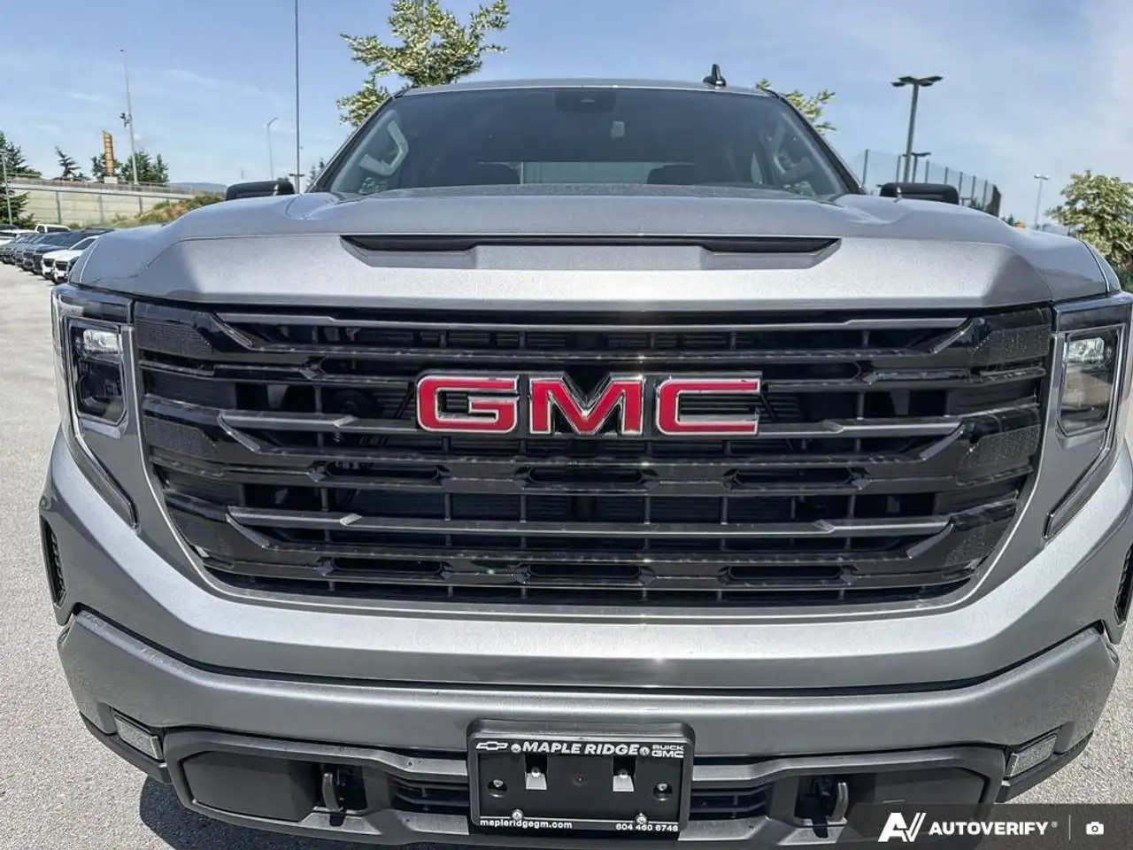GMC Sierra 1500 снимка GMC Sierra 1500
