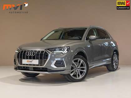 Audi Q3 35 TFSI Pro Line business / 150pk / Trekhaak / Sto