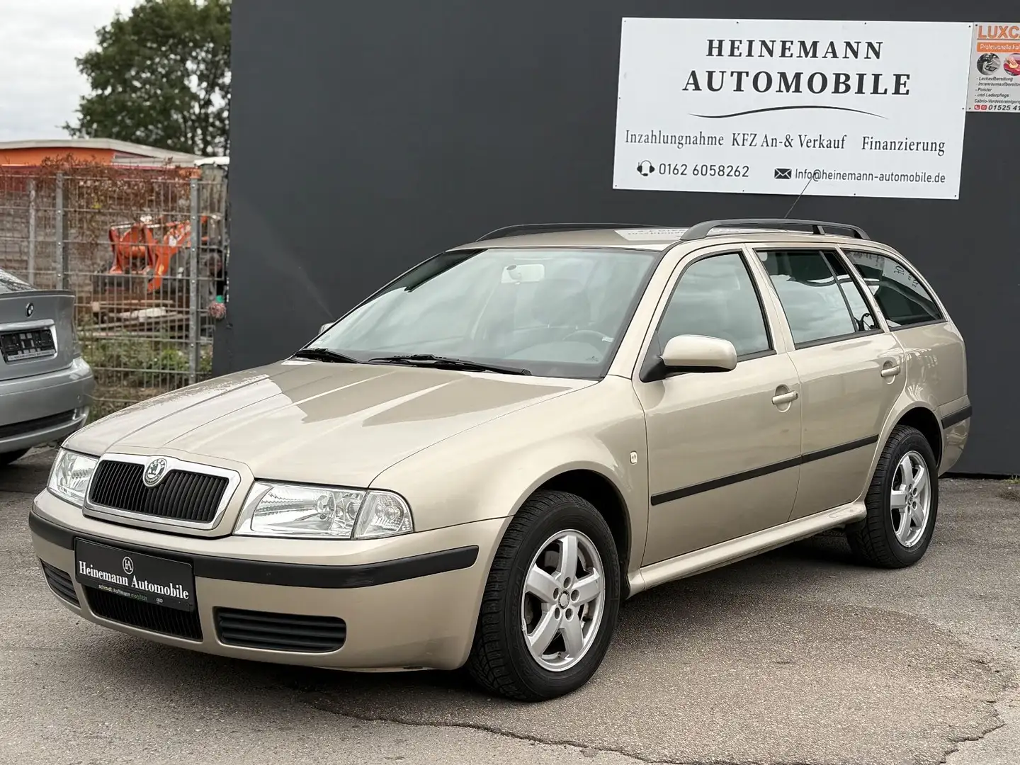 Skoda Octavia 2.0 Advance *KLIMA*PDC*TÜV NEU*ALUFELGEN - 1