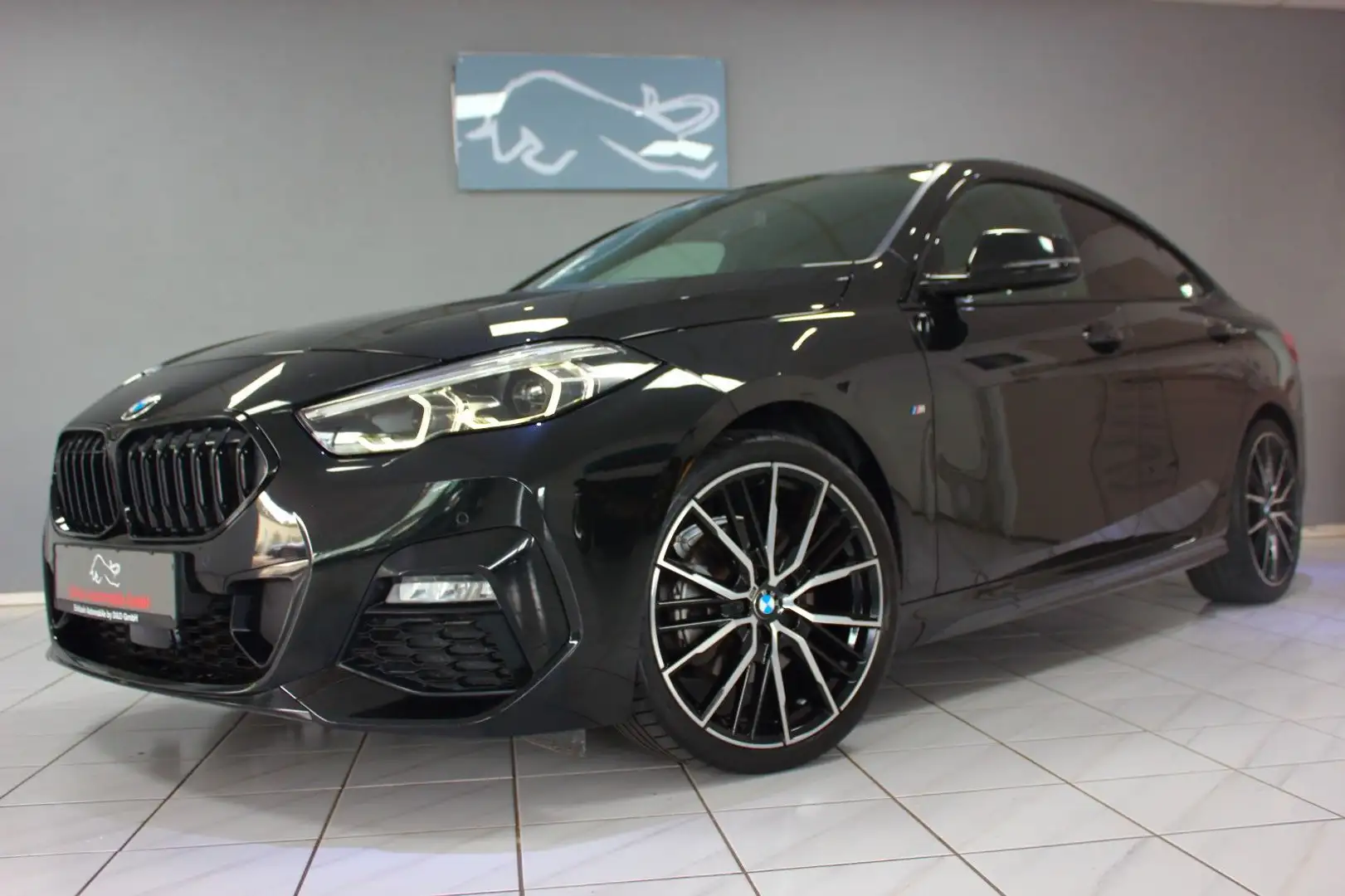 BMW 218 iA Gran Coupé~DEUTSCH+UNFALLFREI+M-SPORT~1Hd Schwarz - 1