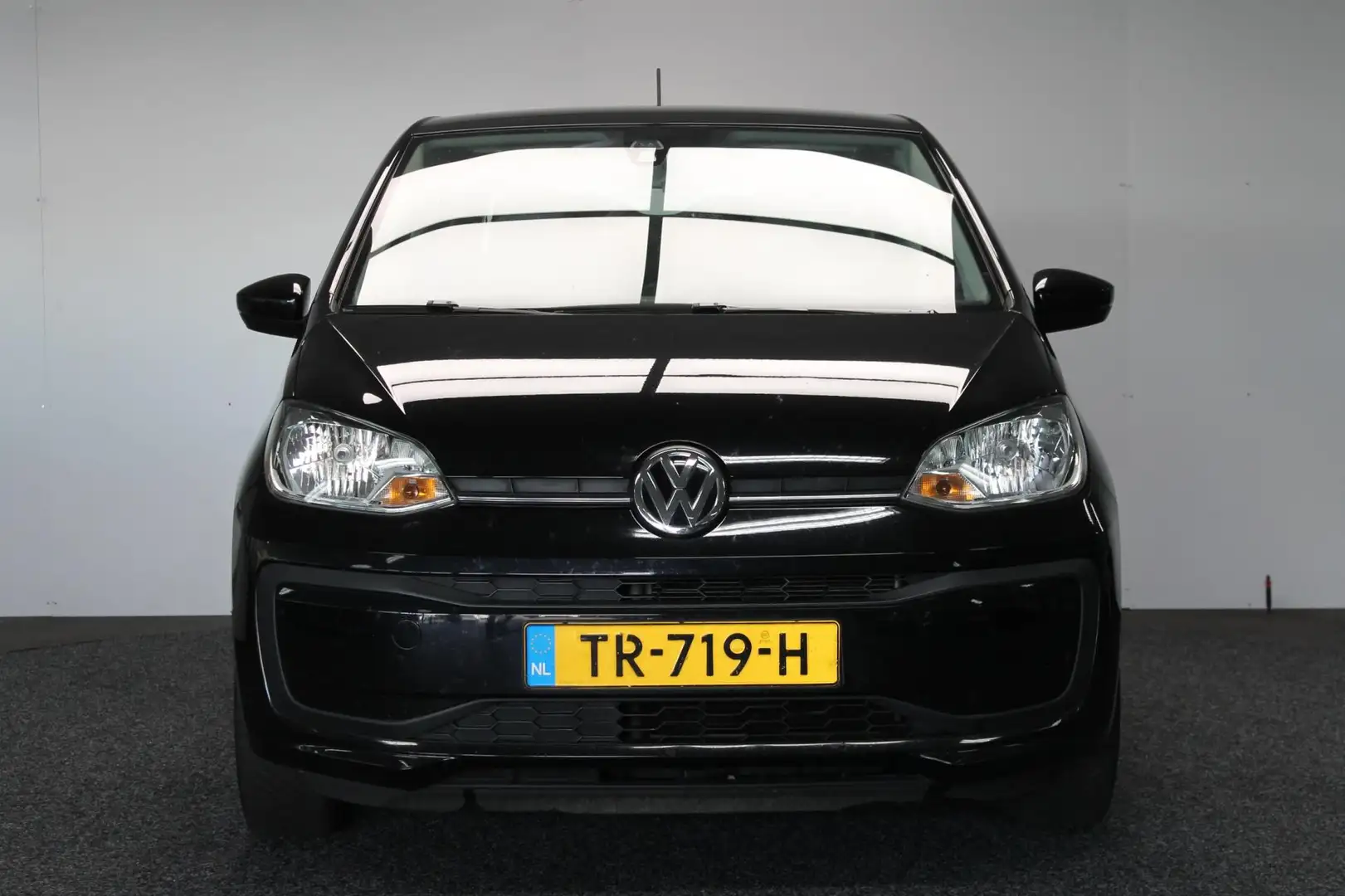 Volkswagen up! 1.0 BMT move up!|Rijklaar prijs|Cruise|DAB|Airco| Zwart - 2