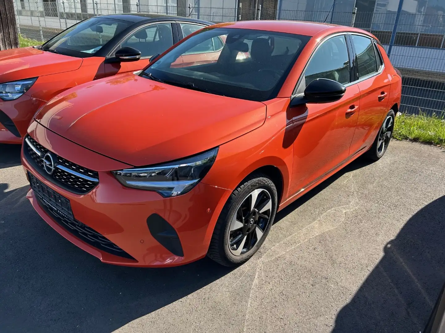Opel Corsa-e Elegance Orange - 2