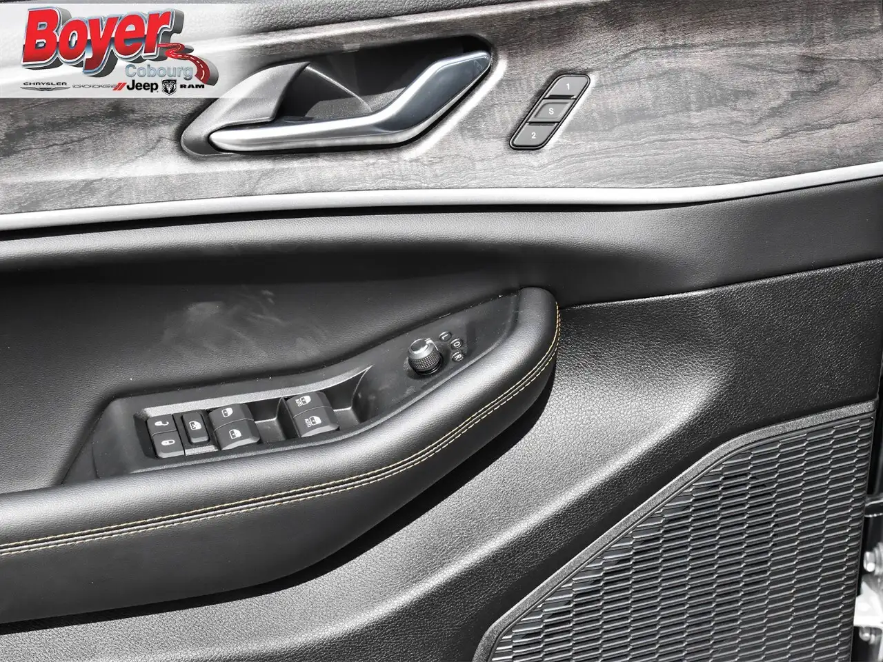 Jeep Grand Cherokee 2026 — фото 13