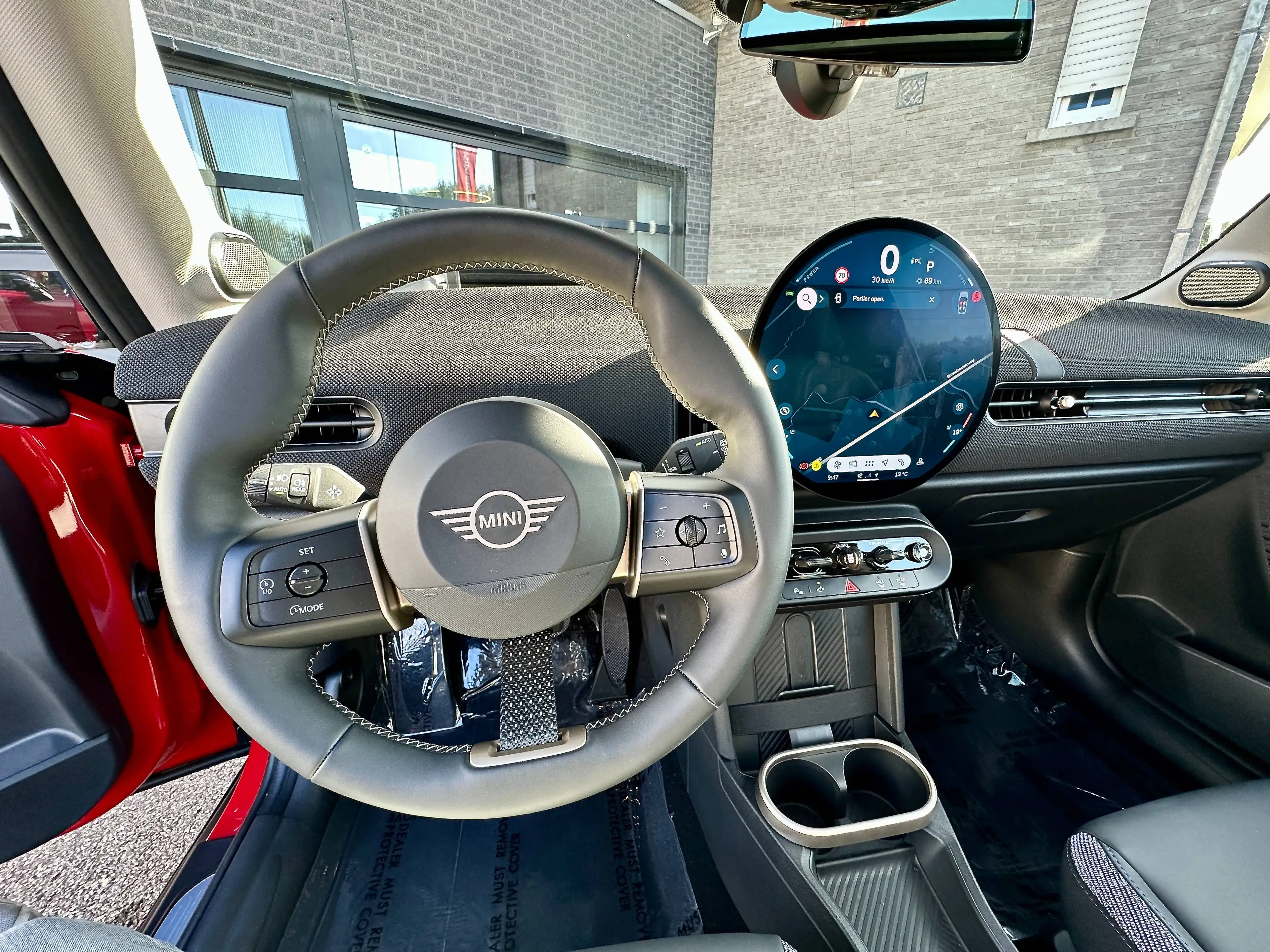 MINI Cooper C Classic Trim Pack L / Panorama Schuifdak & 360° Camera — photo 15