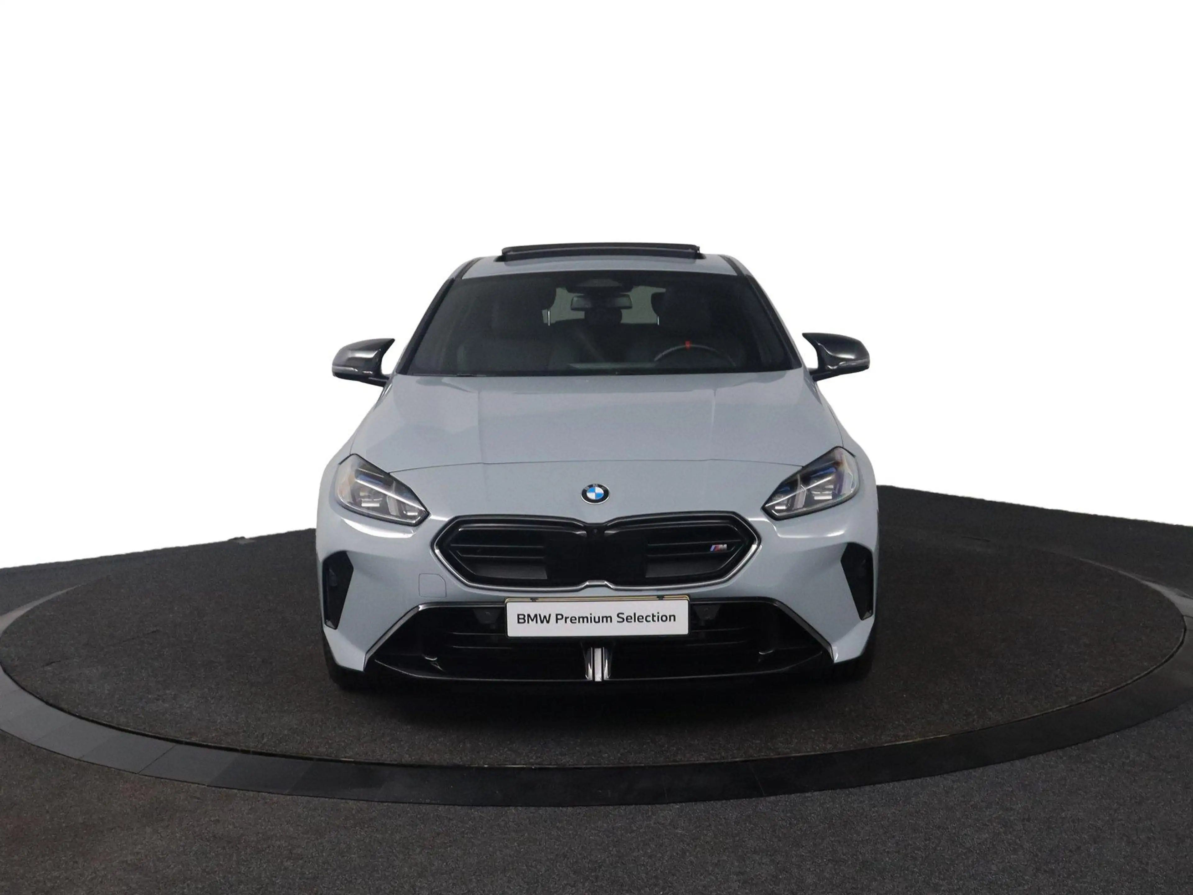 BMW 135 1-serie M135 xDrive Panoramadak | Iconic Glow | Pa — photo 13
