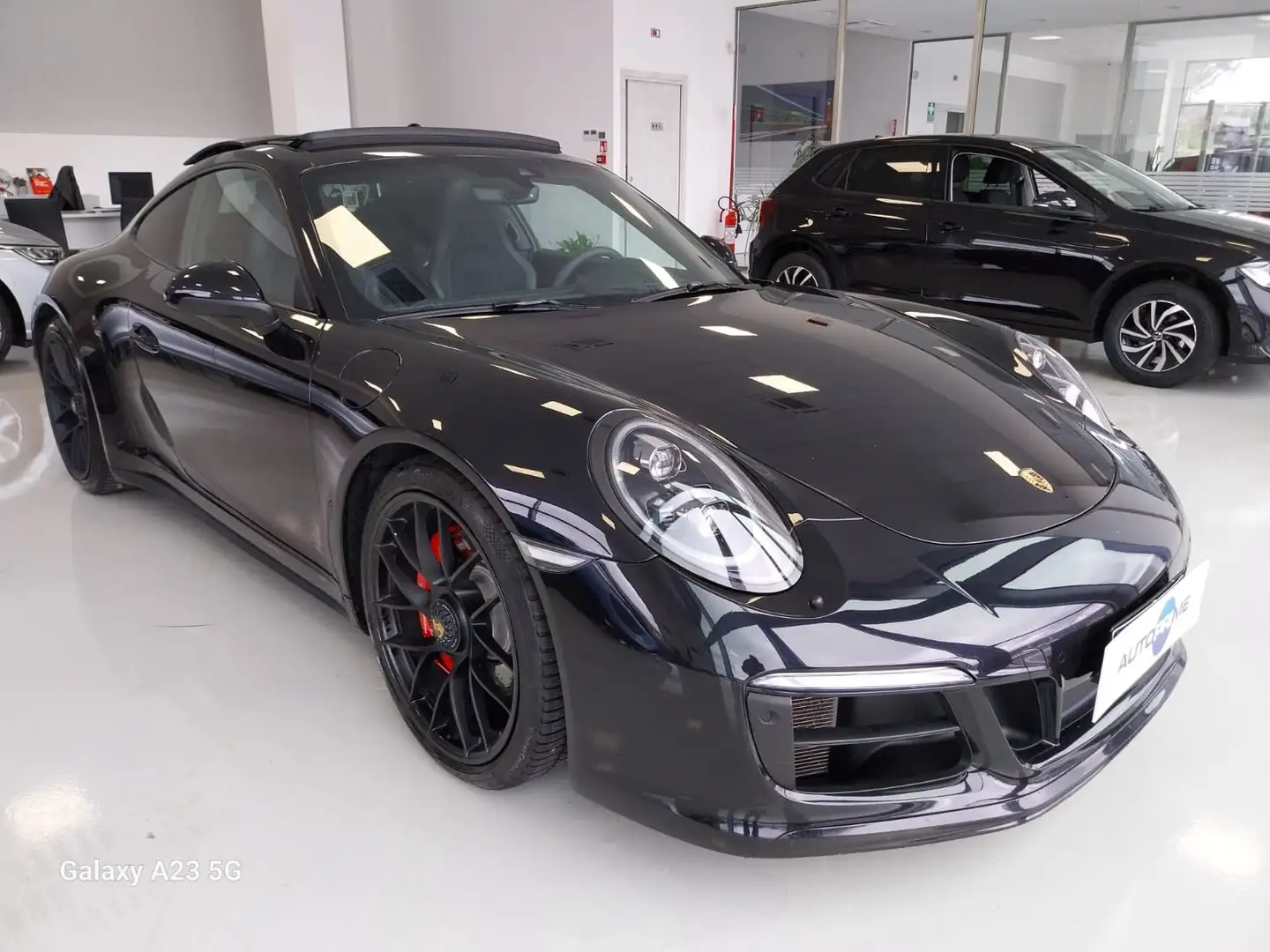 Porsche 911 3.0 Carrera 4 GTS Coupé Nero - 1