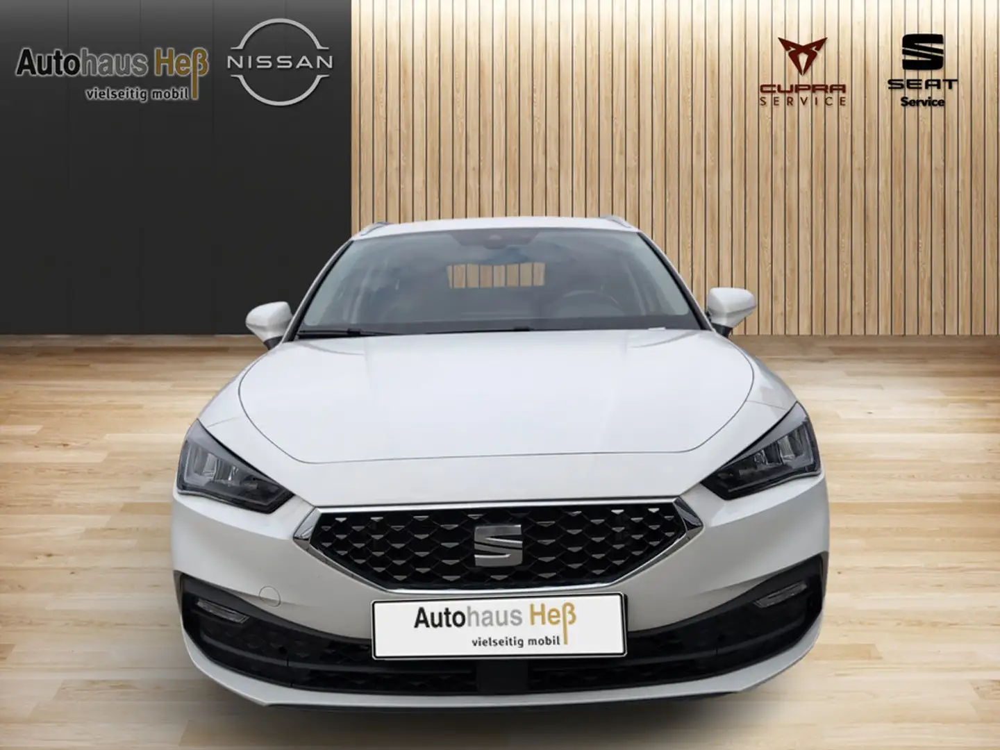 SEAT Leon Sportstourer 1.4 TSI Xcellence e-Hybrid Weiß - 2