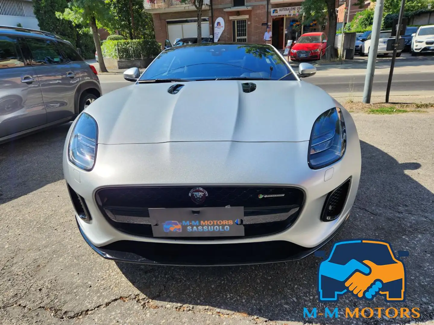 Jaguar F-Type 2.0 aut. Coupé R-Dynamic Grigio - 2