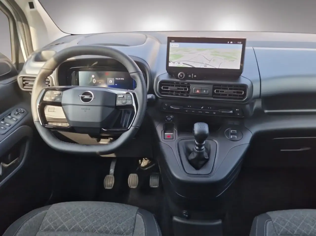 Opel Combo , GS, L, 1.5 Diesel (96 kW/130 PS), 6-Gang, S 9