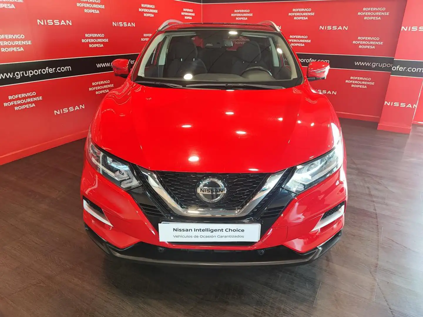 Nissan Qashqai 1.3 DIG-T N-Connecta 4x2 103kW Rouge - 2