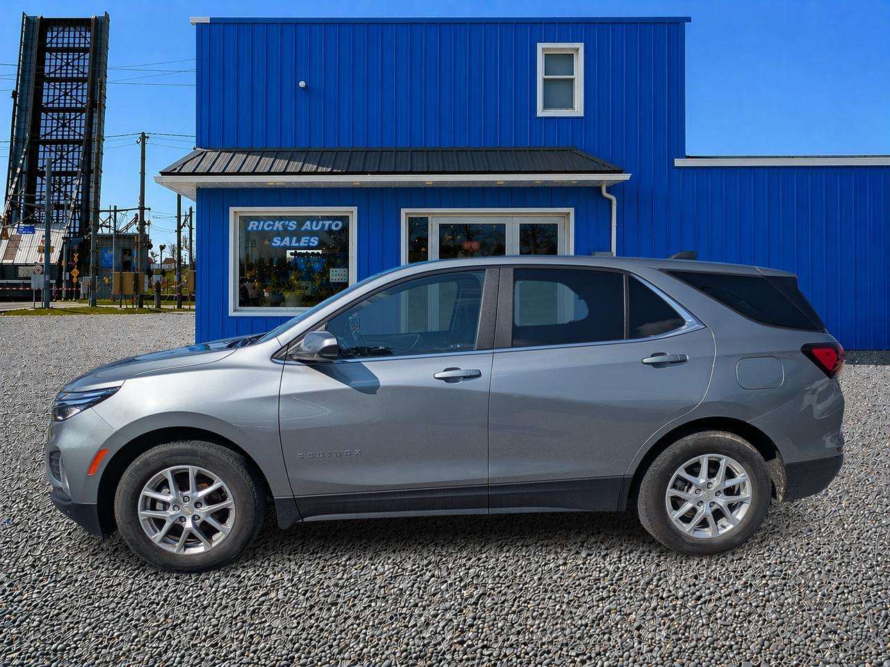 2023 Chevrolet Equinox FWD 4dr LT — снимка 1