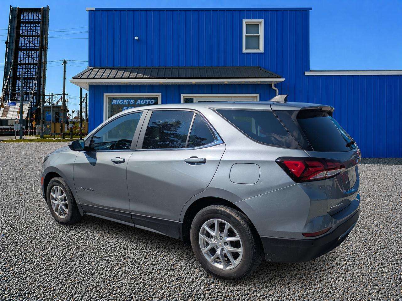 2023 Chevrolet Equinox FWD 4dr LT — снимка 1