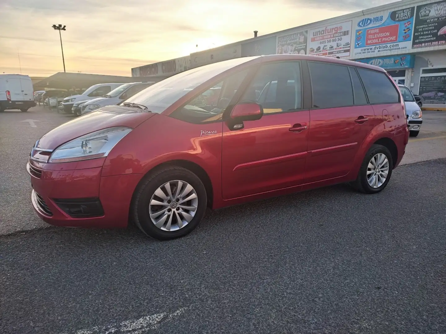 Citroen C4 Grand Picasso 2.0HDI Exclusive CMP Rojo - 2