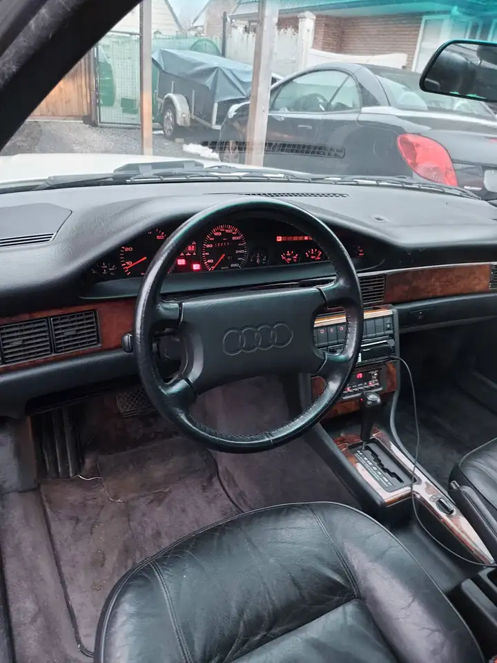 Audi V8 sedan, foto 9
