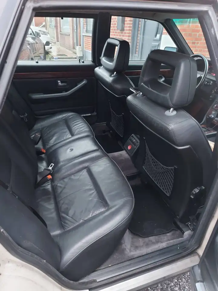 Audi V8 sedan, foto 6