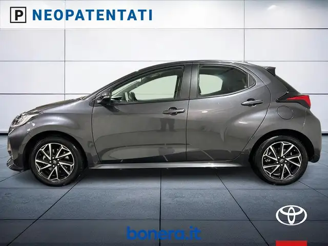 Toyota Yaris view 9