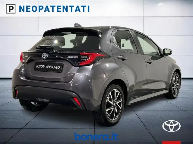 Toyota Yaris view 6