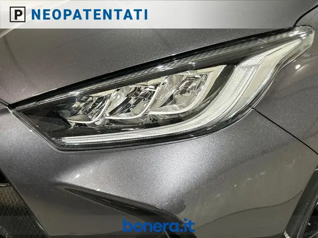 Toyota Yaris view 10