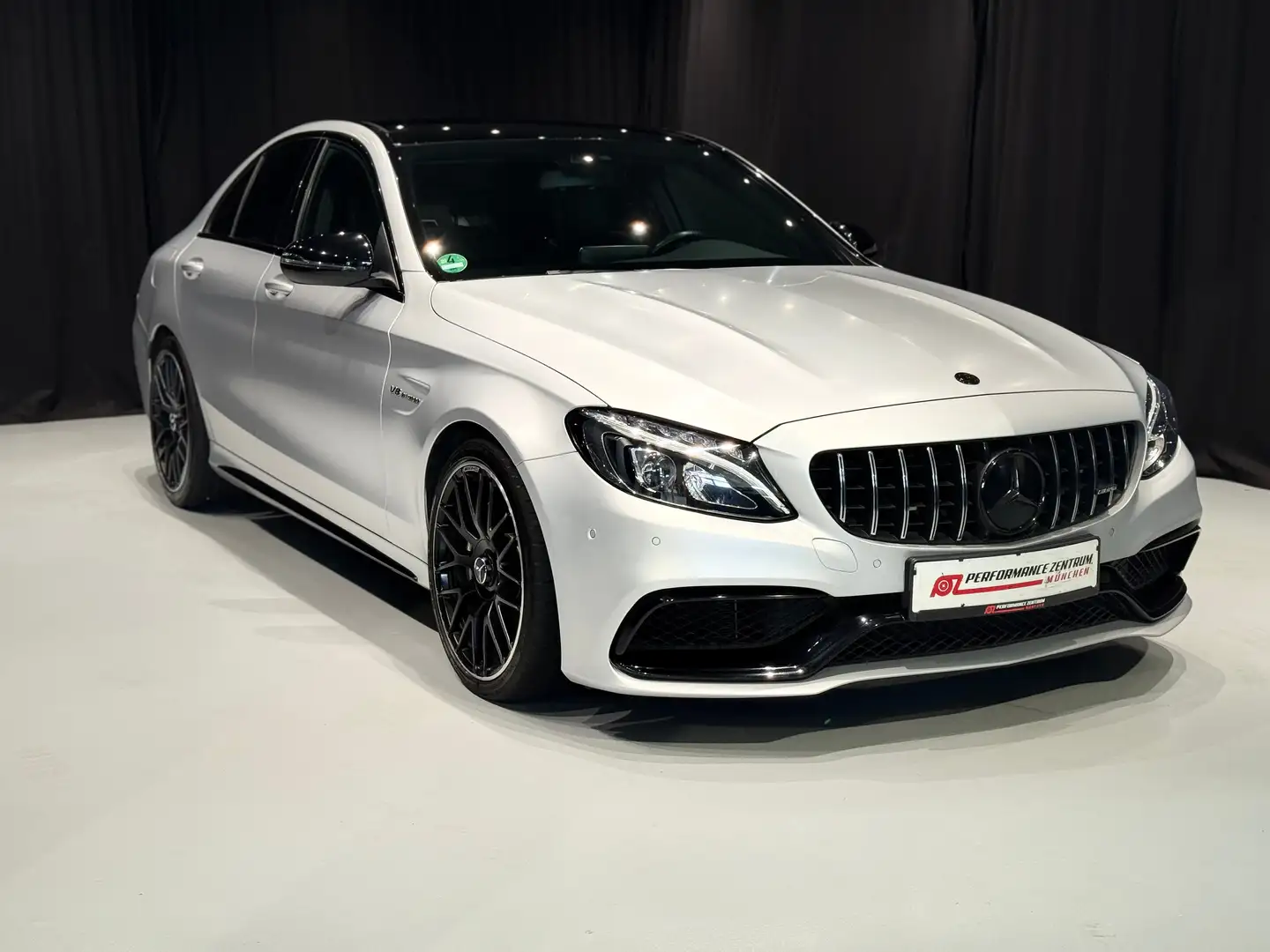Mercedes-Benz C 63 AMG C63*AMG*PANO*NIGHT*LED*MATT*KEYLESS*PARKING*AGA* Plateado - 1